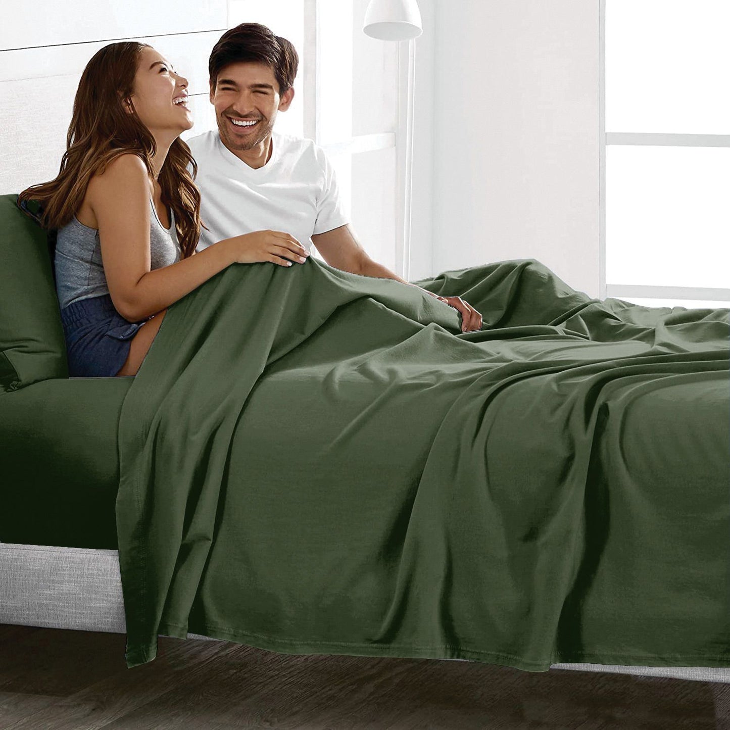 4 Piece Bed Sheet Set- Bedding Sheets & Pillowcases -Breathable Bedding - Wrinkle, Fade, Stain Resistant-Deep Pocket Flat Fitted Bed Sheet Set(Olive green,Queen)