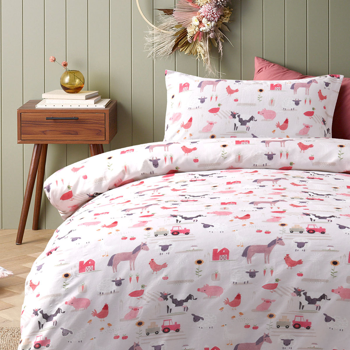 Happy Kids Farmyard Friends Washed Quilt Cover Set Single