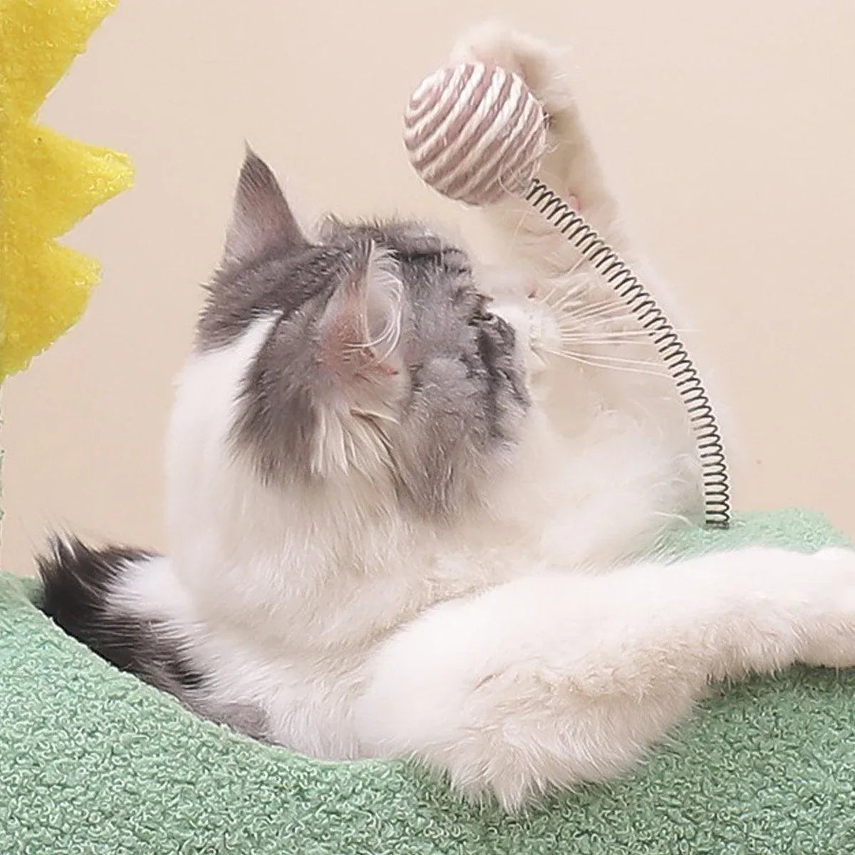 Climbing Frame Cat Scratching Post Jumping Platform Pet Toys for Cats and Kitten - Yellow